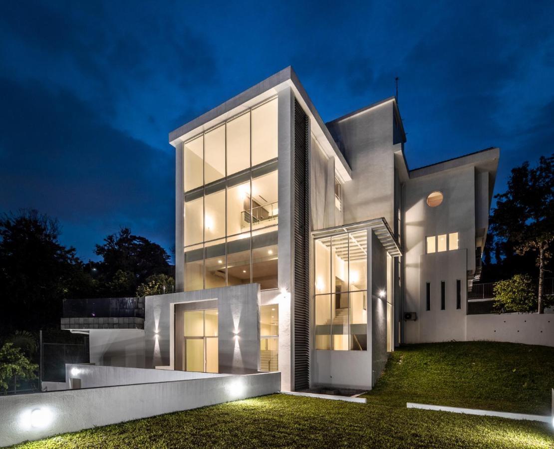 Changkat Duta Luxury Villa Kuala Lumpur Buitenkant foto
